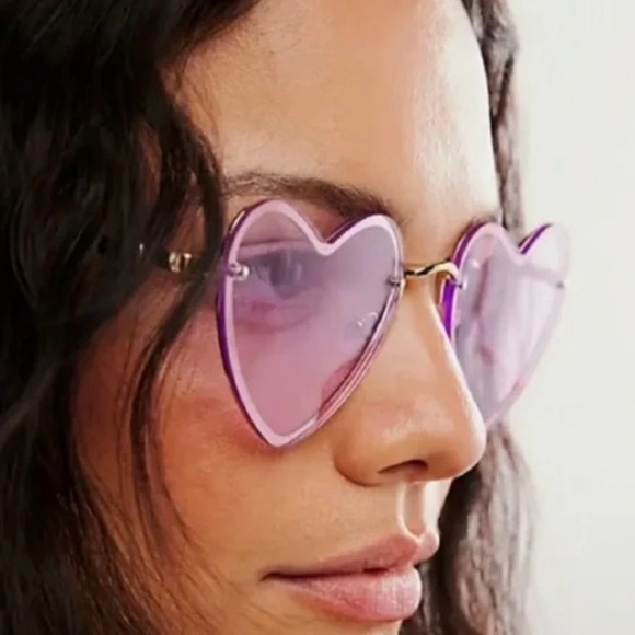 Free People Accessories - NWT | Free People Heart Eyes Oversized Sunglasses Lavender Lenses